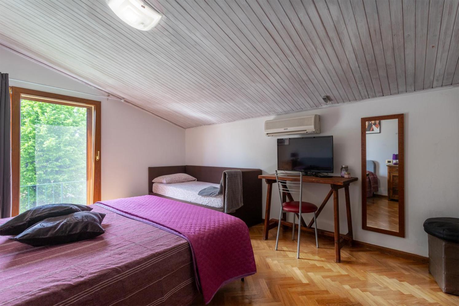 Maxi Paradiso - Guest House A Due Passi Dal Lago Trasimeno Torricella  Bagian luar foto